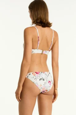 Belle Regular Cheeky Pant