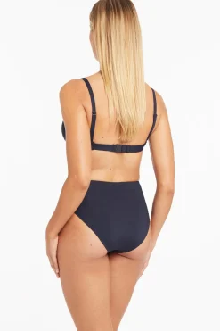 Essentials Twist Front DD/E Cup Bra